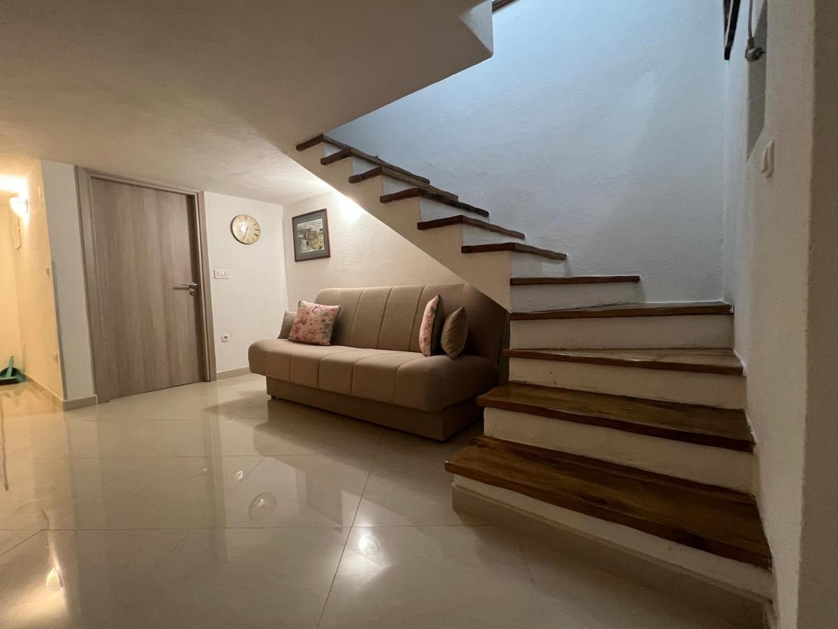 Apartment Katalin Корнич Екстер'єр фото
