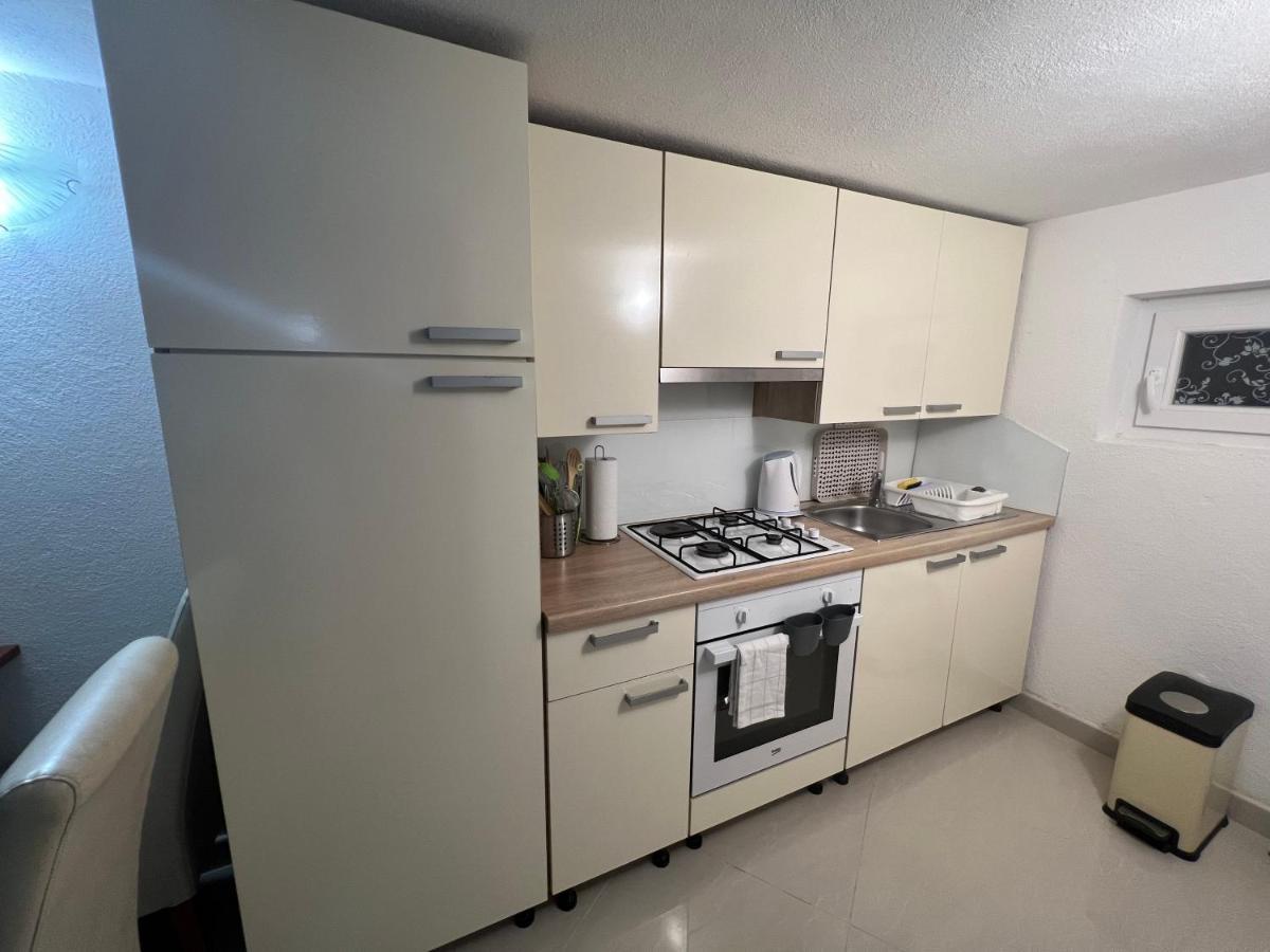 Apartment Katalin Корнич Екстер'єр фото